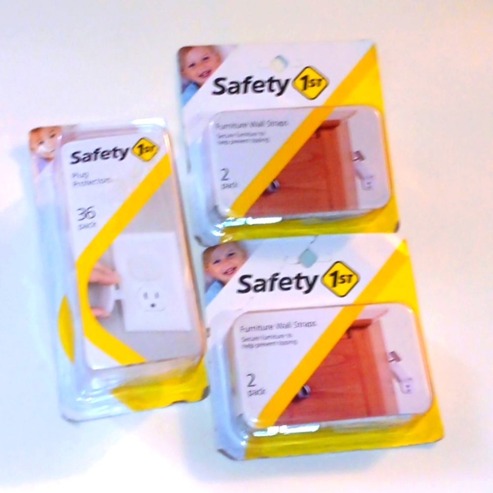 Safety 1ˢᵗ Furniture Wall Straps, White